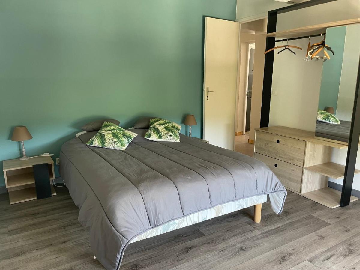 Domaine De Prefaissal Bed & Breakfast Mezel  Bagian luar foto