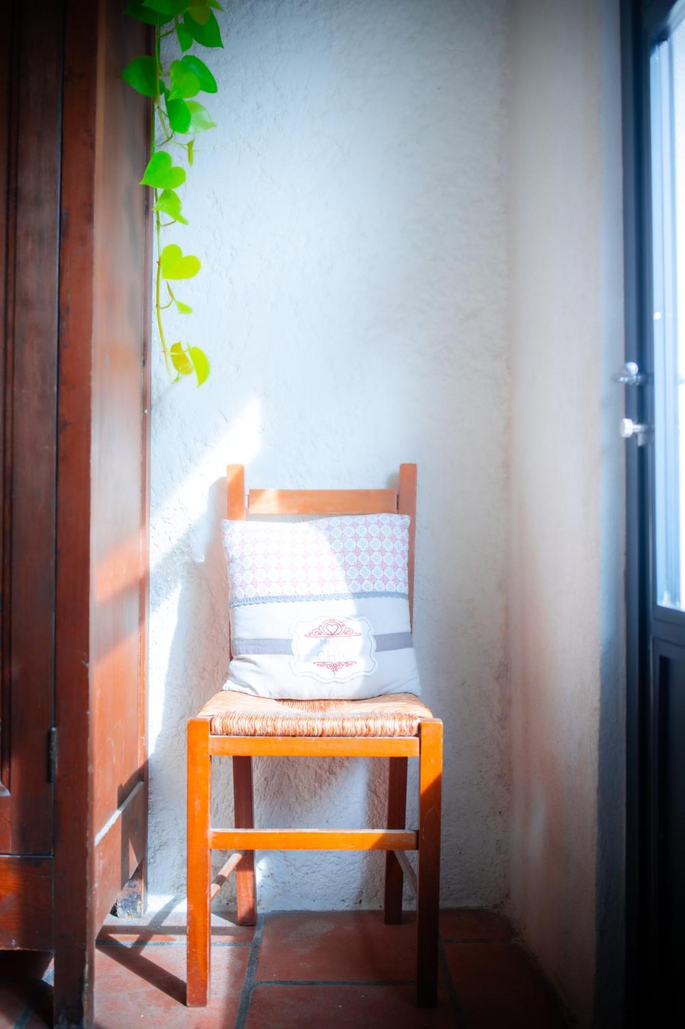 Domaine De Prefaissal Bed & Breakfast Mezel  Bagian luar foto
