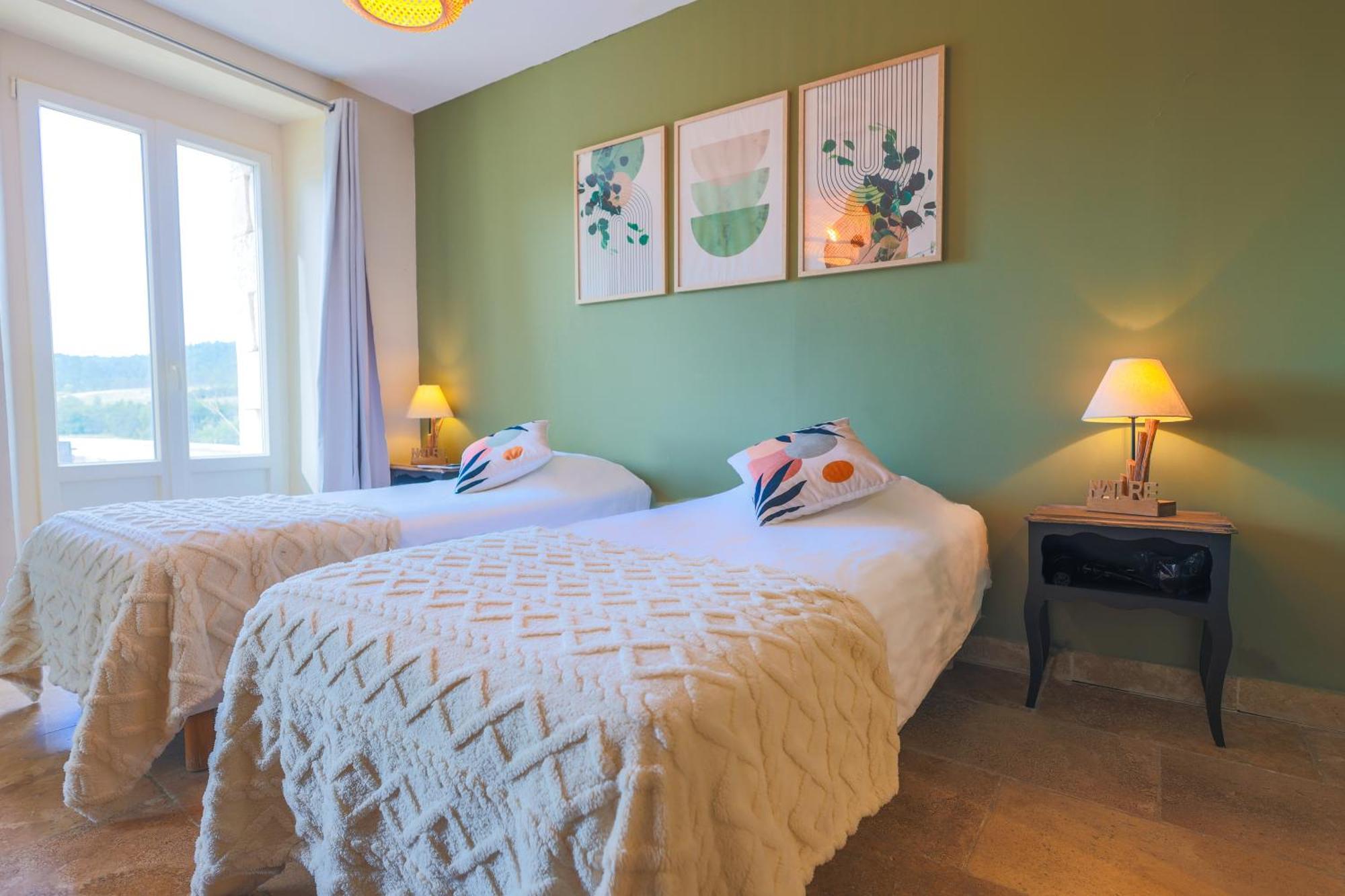 Domaine De Prefaissal Bed & Breakfast Mezel  Bagian luar foto